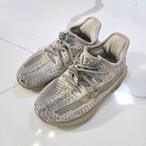 Yeezy Adidas Boys sneakers shoes size 10